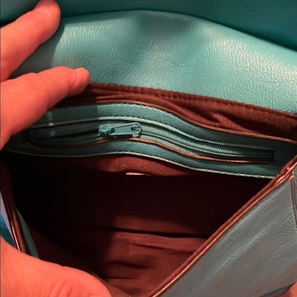 Denver Hayes Teal Blue Crossbody Bag with Adjustable Strap - Picture 7 of 11